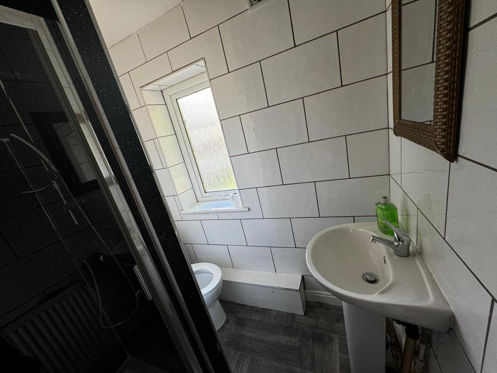 Deluxe Double Bedroom Manchester Exterior photo